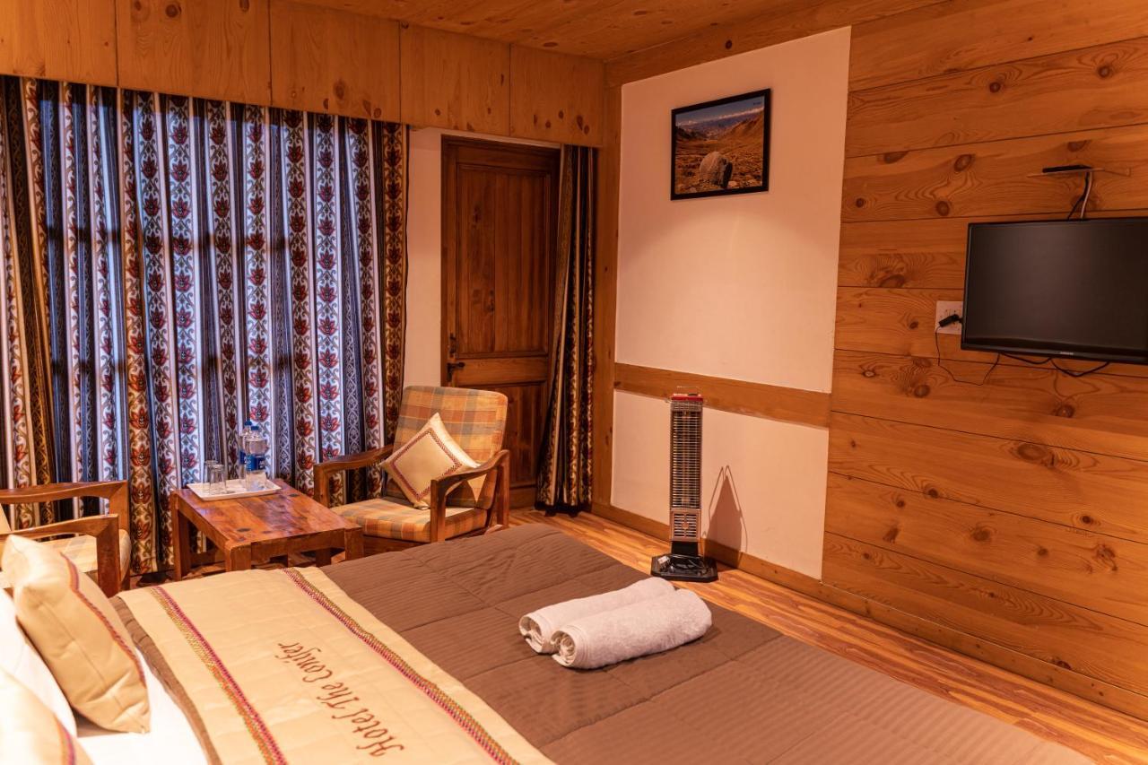The Conifer Hotel Manali  Bagian luar foto