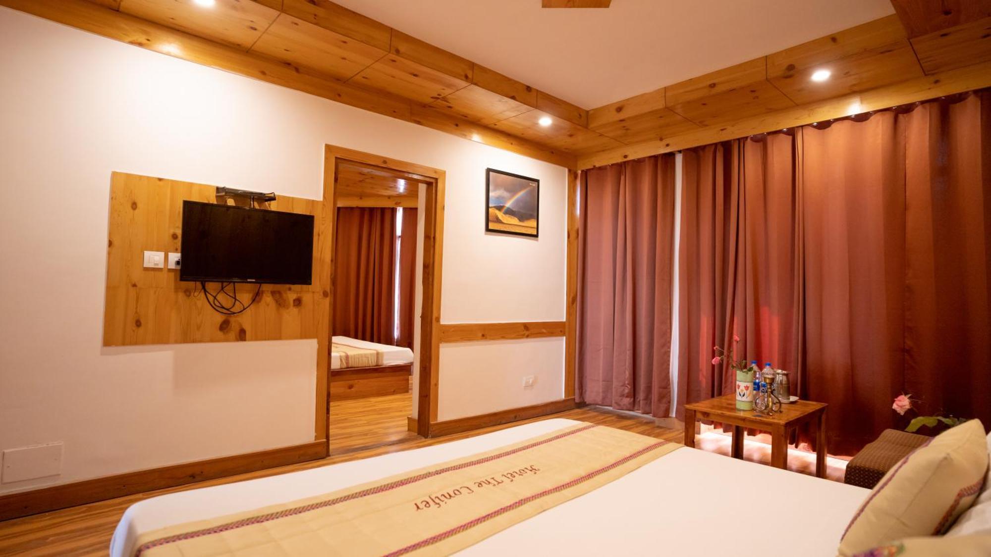 The Conifer Hotel Manali  Bagian luar foto